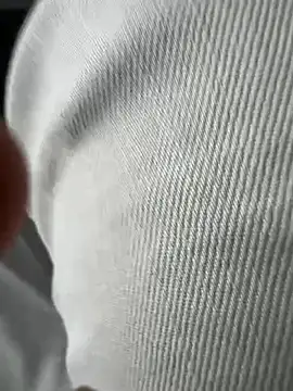 Snapshot of LAZ3R1 chatting on 23, 10, 2025 LAZ3R1 online show from 23, 10, 2025