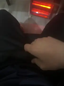 Snapshot of LAZ3R1 chatting on 15, 12, 2025 LAZ3R1 online show from 15, 12, 2025