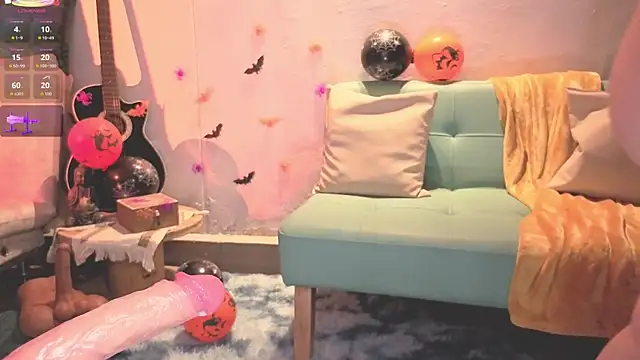 Snapshot of ashlynnlowe_ chatting on 9, 10, 2025 ashlynnlowe  online show from 9, 10, 2025