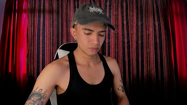 guynextdo0r online show from 6, 11, 2025