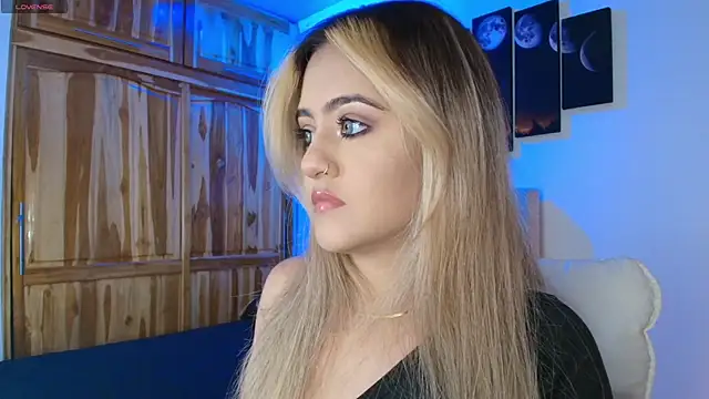 MaryMoon  online show from 12, 10, 2025