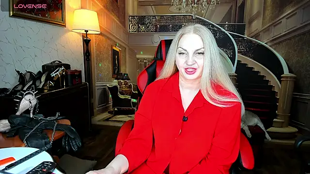 Snapshot of Nina_Devillle chatting on 17, 2, 2026 Nina Devillle online show from 17, 2, 2026