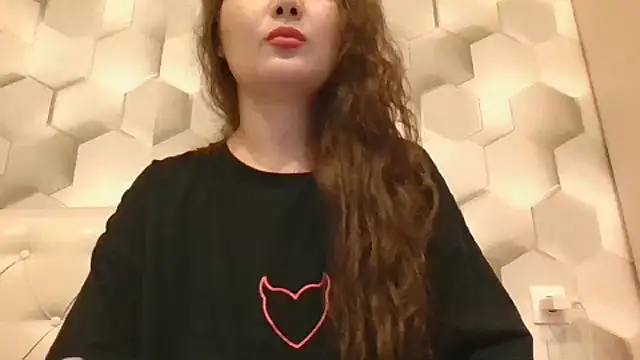Snapshot of Calyna chatting on 23, 7, 2026 Calyna online show from 23, 7, 2026