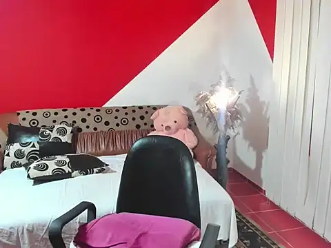 Soffy Skye online show from 28, 11, 2025