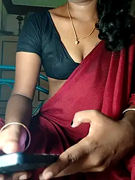 Snapshot of Tamil_Kavitha chatting on 19, 4, 2026 Tamil Kavitha online show from 19, 4, 2026