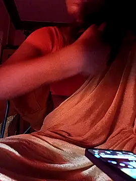 Snapshot of Tamil_Kavitha chatting on 20, 4, 2026 Tamil Kavitha online show from 20, 4, 2026