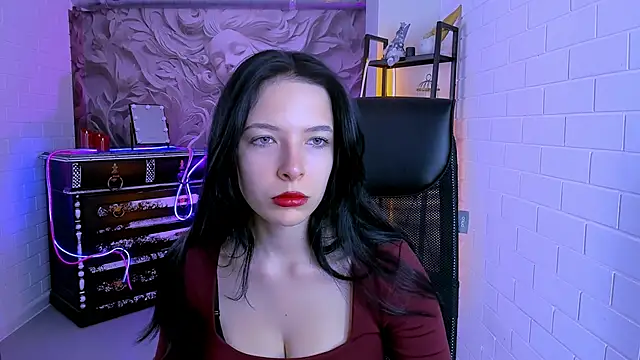 JulsMumi online show from 15, 10, 2025