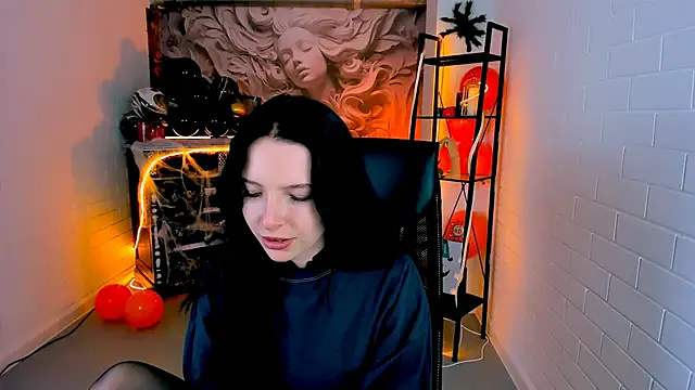 JulsMumi online show from 22, 10, 2025