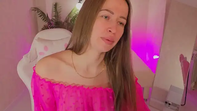 Snapshot of bella_li__ chatting on 5, 2, 2026 bella li online show from 5, 2, 2026