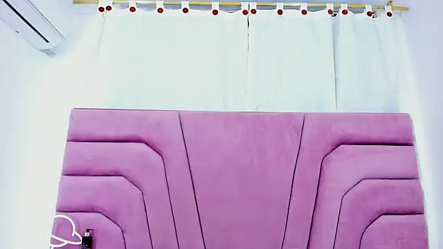 miajhonsonx online show from 13, 11, 2025