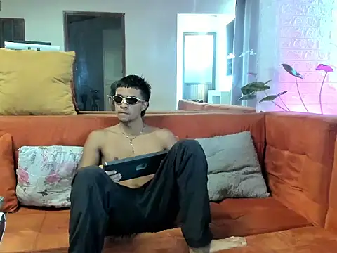 xxKamadevaxx online show from 19, 3, 2026