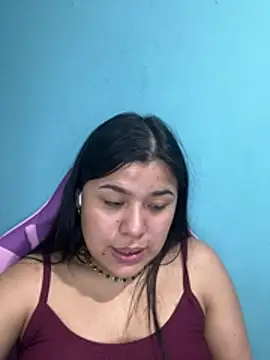 Snapshot of April_Becker chatting on 7, 7, 2026 April Becker online show from 7, 7, 2026