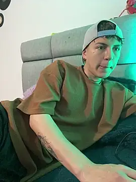 Snapshot of NaytonFreeman chatting on 11, 2, 2026 NaytonFreeman online show from 11, 2, 2026