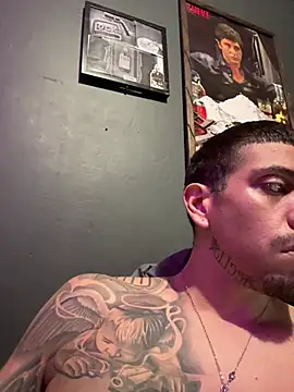 Snapshot of busnfatnutsLildee chatting on 5, 2, 2026 busnfatnutsLildee online show from 5, 2, 2026