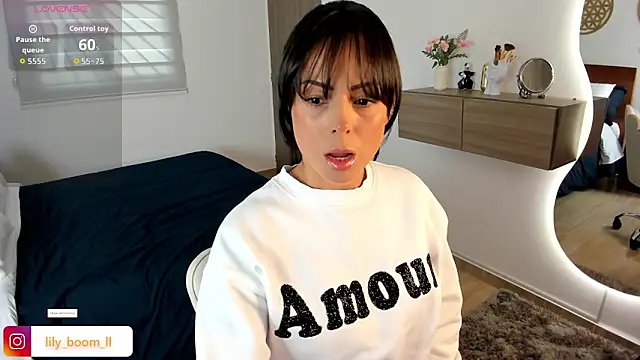 Lyliboomm online show from 8, 2, 2026