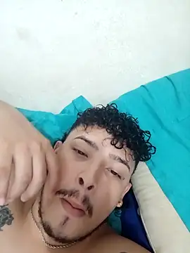 Snapshot of KH47 chatting on 6, 10, 2025 KH47 online show from 6, 10, 2025