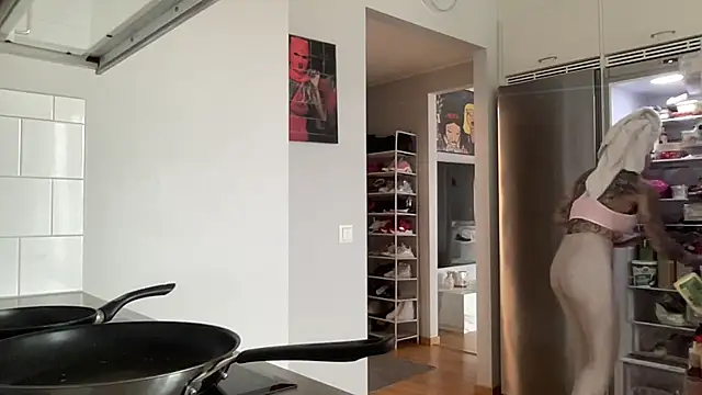 paulinaalatalo online show from 25, 3, 2026