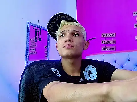 EL VENEZOLANO 22CM online show from 12, 10, 2025