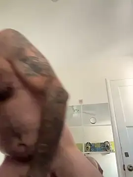 Snapshot of skip69xxx chatting on 20, 5, 2026 skip69xxx online show from 20, 5, 2026