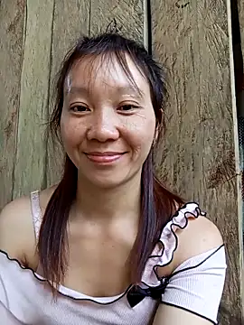 bonnie-00 online show from 11, 4, 2026