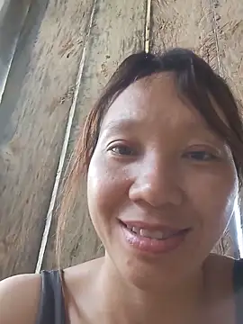 Snapshot of bonnie-00 chatting on 5, 6, 2026 bonnie-00 online show from 5, 6, 2026