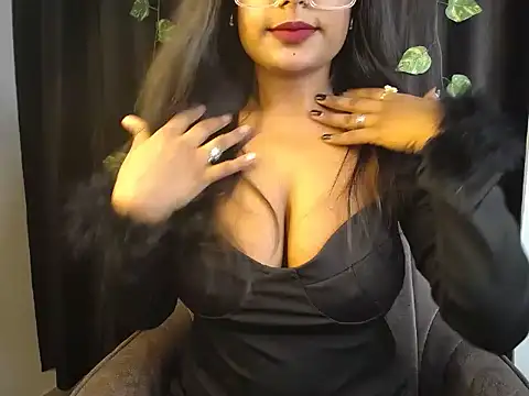 Snapshot of Naughtyy_stripgirl chatting on 12, 11, 2025 Naughtyy stripgirl online show from 12, 11, 2025