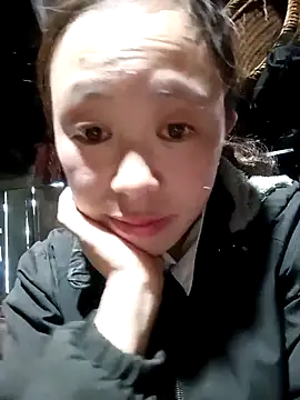 Snapshot of lyuyenkk chatting on 7, 10, 2025 lyuyenkk online show from 7, 10, 2025