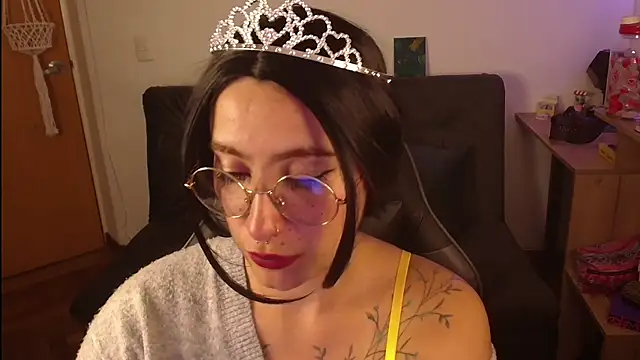 Miacatsito3 online show from 30, 10, 2025