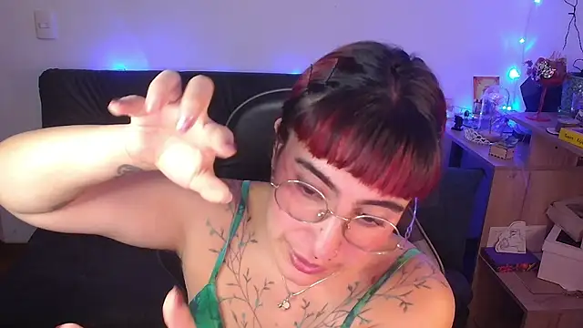 Miacatsito3 online show from 21, 3, 2026