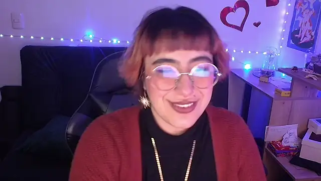 Miacatsito3 online show from 18, 4, 2026