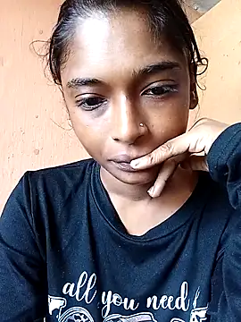Alexia holbert online show from 28, 4, 2026