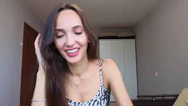 Lillian-Clark online show from 4, 11, 2025