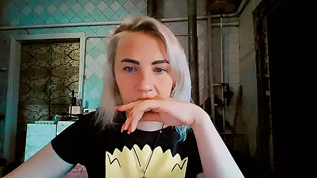 EmmaCat  online show from 9, 2, 2026