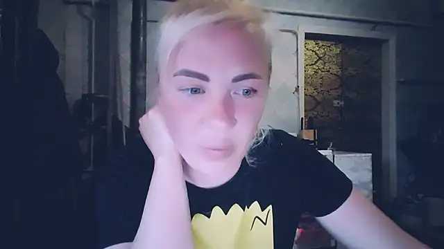 Snapshot of EmmaCat_ chatting on 16, 5, 2026 EmmaCat online show from 16, 5, 2026