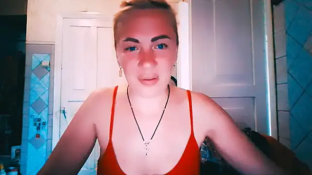Snapshot of EmmaCat_ chatting on 9, 6, 2026 EmmaCat online show from 9, 6, 2026