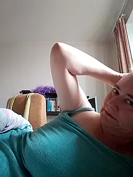 Snapshot of goodstyle chatting on 9, 10, 2025 goodstyle online show from 9, 10, 2025