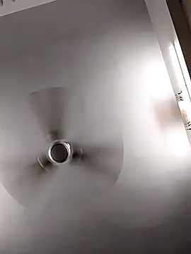 Snapshot of Loveangle1 chatting on 2, 10, 2025 Loveangle1 online show from 2, 10, 2025