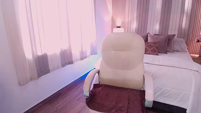 Snapshot of Megann_Williamss chatting on 28, 2, 2026 Megann Williamss online show from 28, 2, 2026