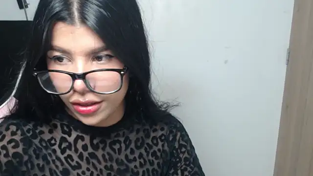 Snapshot of MayaScott11 chatting on 15, 5, 2026 MayaScott11 online show from 15, 5, 2026