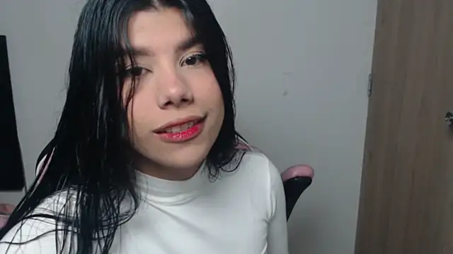 Snapshot of MayaScott11 chatting on 16, 5, 2026 MayaScott11 online show from 16, 5, 2026
