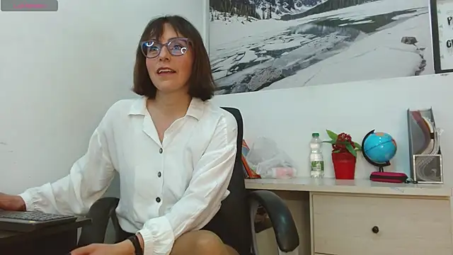 Ava Raye online show from 4, 3, 2026