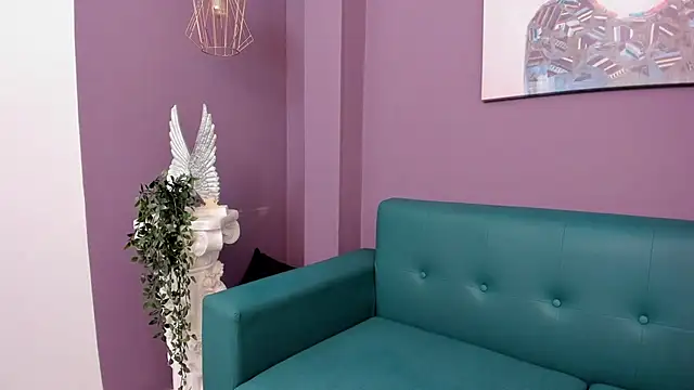 Lilithmuller  online show from 18, 11, 2025