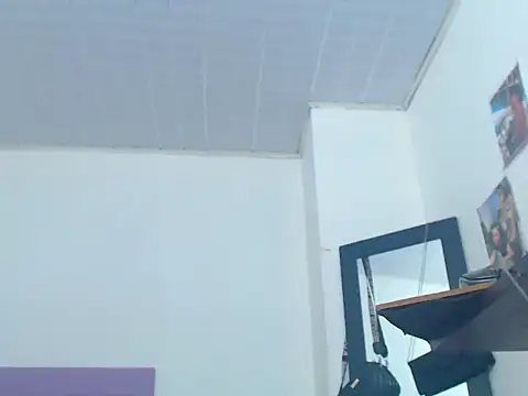Snapshot of whitneytt chatting on 7, 11, 2025 whitneytt online show from 7, 11, 2025