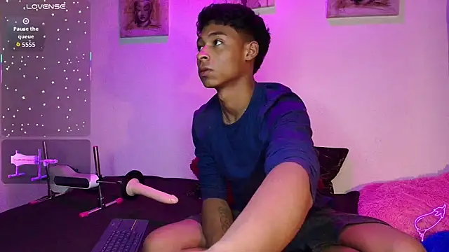 CoffeNaughty nom online show from 4, 10, 2025