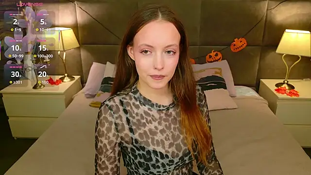 SallyPinkman online show from 17, 10, 2025