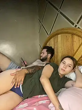 Snapshot of coupleyys chatting on 30, 10, 2025 coupleyys online show from 30, 10, 2025