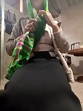 -Miu-98 online show from 16, 12, 2025