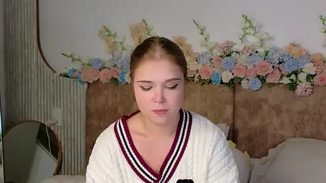 Snapshot of Lilith_Bonheur chatting on 28, 4, 2026 Lilith Bonheur online show from 28, 4, 2026