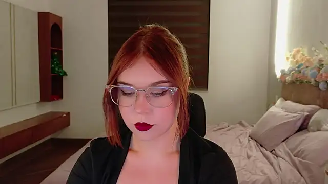 Snapshot of Lilith_Bonheur chatting on 29, 5, 2026 Lilith Bonheur online show from 29, 5, 2026