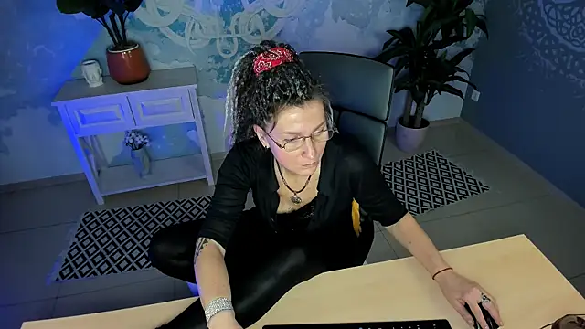 UmaSpace online show from 21, 11, 2025